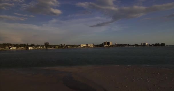 Lido Key Sarasota Florida Daki Kıyı Evlerinin Havası Gün Batımında — Stok video