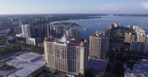 Vue Aérienne Des Bâtiments Dans Quartier Historique Sarasota — Video