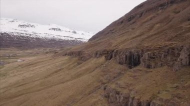İzlanda 'daki Buzul Dağı' na Bakış Havası