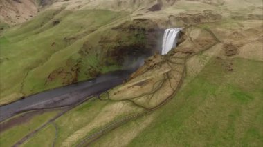 Şelale Döndürme Sola