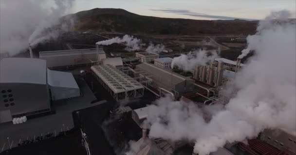 Luchtfoto Van Een Geothermische Centrale Ijsland — Stockvideo