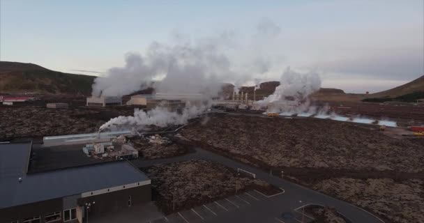 Luchtfoto Van Een Geothermische Centrale Ijsland — Stockvideo