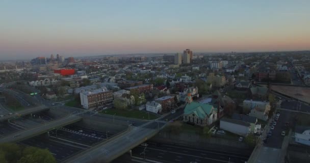 Luchtfoto Van Traffic Buildings Newark New Jersey East Orange — Stockvideo