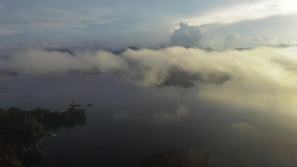 Ban Wang Khon Surat Thani Vuela Través Las Nubes Viendo — Vídeo de stock