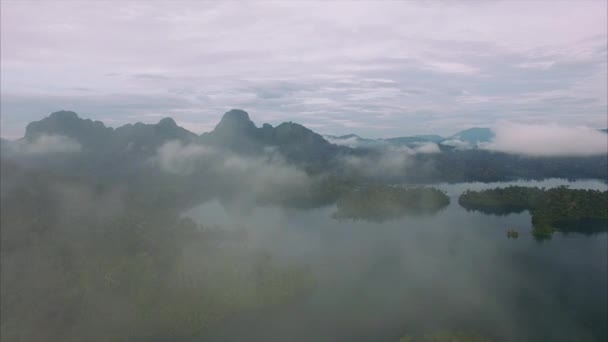 Ban Wang Khon Surat Thani Través Las Nubes Lush Hills — Vídeos de Stock