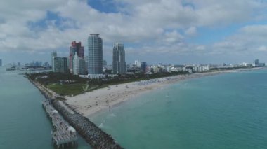 İnsansız Hava Aracı ile Hamptons Havalimanı