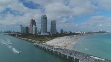 İnsansız Hava Aracı ile Hamptons Havalimanı