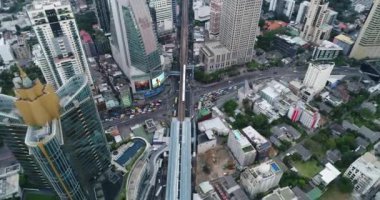 Bangkok, Tayland 'daki Tren ve Sokakların Hava Görüntüleri