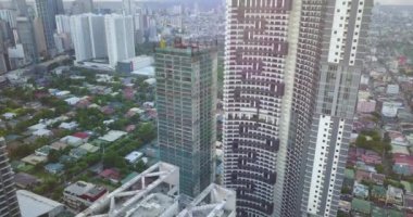 Milano Konutları, Makati, Manila, Filipinler Havalimanı