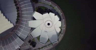 Şehrin modern mimarisi