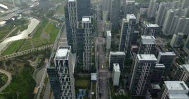 Songdo Central Park, Incheon, Güney Kore yakınlarındaki gökdelenler.