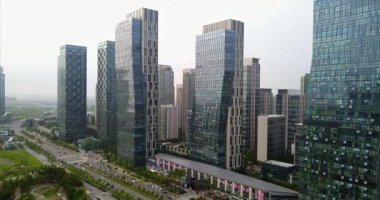 Songdo Central Park, Incheon, Güney Kore yakınlarındaki gökdelenler.