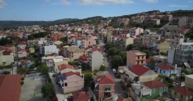Yunanistan 'ın Zakyntos kentindeki Bir Kıyı Köyünün Hava Görüntüsü
