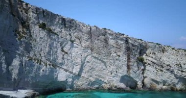 Yunanistan 'ın Zakynthos kentindeki Navagio Plajının Hava Görüntüleri