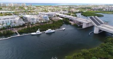 Juno Sahili, Florida 'daki İntracoastal Waterway' in Hava Görüntüsü