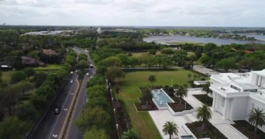 Orlando, FL 'deki Bir Kilisenin Hava Görüntüsü