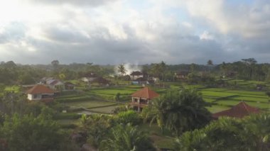 Tropikal Asya Manzarası HavacıName