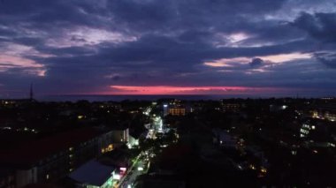 Tropikal Asya Manzarası HavacıName