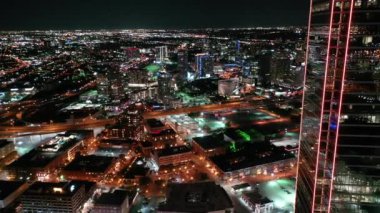 Dallas Şehir Merkezi Teksas gecesi 423