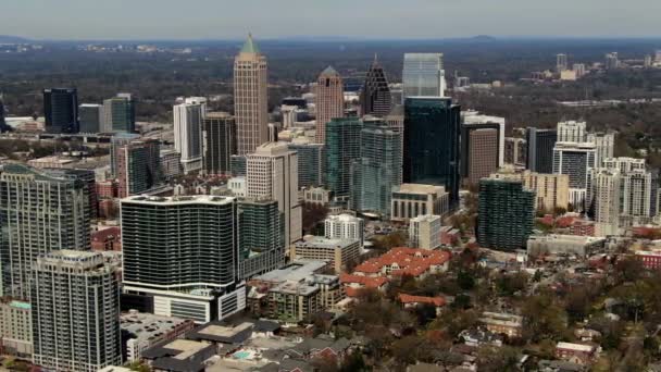 Atlanta Georgia Şehir Merkezindeki Hava Perspektifinden Gökdelenler Tarihi Mimarinin Birleşimiyle — Stok video