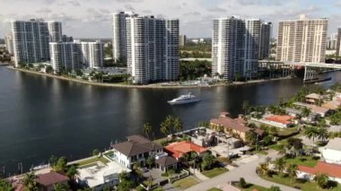 Güney Sahili, Miami Florida İHA 'sı