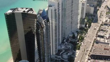 Sunny Isles Sahili Havalimanı, Miami, Florida