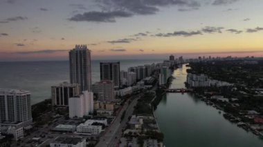 Hollywood Havalimanı, Florida Sahili