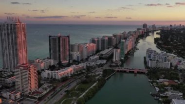 Sunset, Florida 'daki Miami Plajı Havalimanı