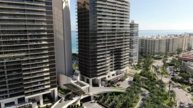 St. Regis Havalimanı, Bal Limanı, Miami, Florida