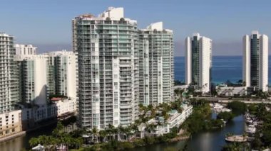 Sunny Adaları Sahili, Kuzey Miami, Florida