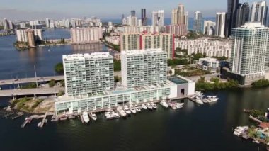 Kuzey Miami Plajı, Doğu Sahilleri, Florida