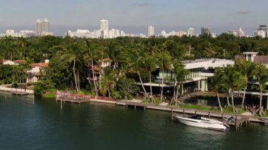 Miami Plajı ve Çevre Adaları 'ndaki Havacılık Konutları