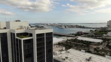 Edgewater Havalimanı, Miami, Florida