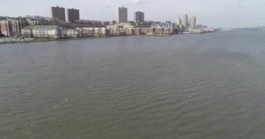 Hudson, New Jersey boyunca uzanan Edgewater Havalimanı