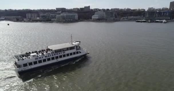 Aerial Ferry Shuttling Port Imperial New Jersey — Stok video