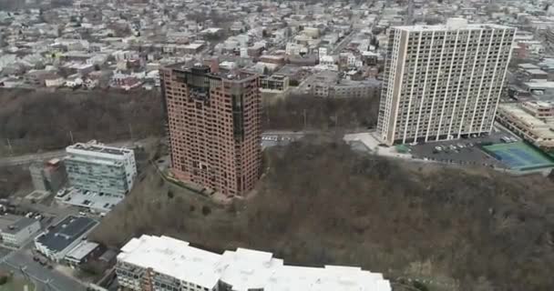 クリッフサイド パーク ニュージャージー州のクリッフハウスとブライアクリフ コンドミニアムの空中 — ストック動画