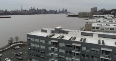 Edgewater Limanı, New Jersey 'deki İstiridye Konutları Havalimanı