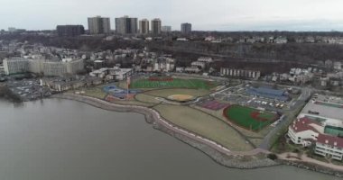 Edgewater Toplum Merkezi, Edgewater, New Jersey