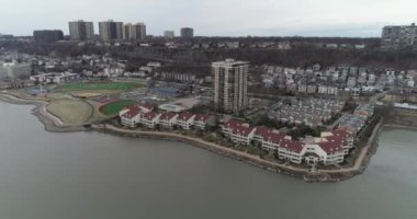Edgewater Toplum Merkezi yakınlarındaki hava sahası, Edgewater, New Jersey