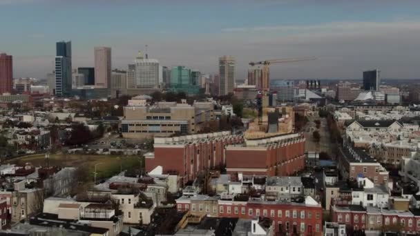 メリーランド州ボルチモアのダウンタウンの空中 — ストック動画