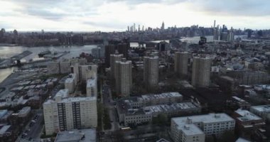 Dumbo, Brooklyn 'den New York Havayolları