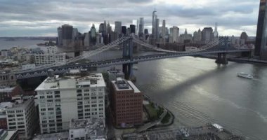 Dumbo, Brooklyn 'den New York Havayolları