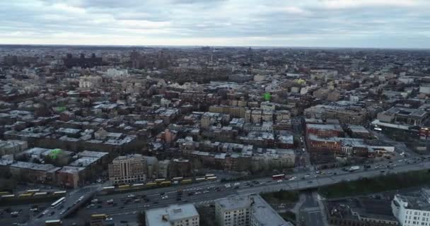 Aérea Ciudad Nueva York Desde Dumbo Brooklyn — Vídeo de stock