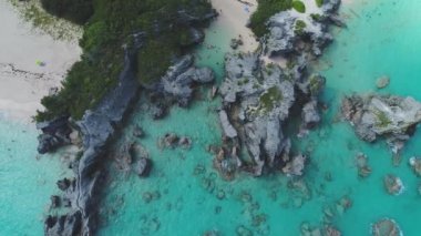 Bermuda 'daki manzara ve plajların havası.