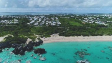 Bermuda 'daki manzara ve plajların havası.