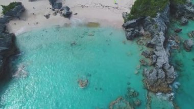 Bermuda 'daki manzara ve plajların havası.