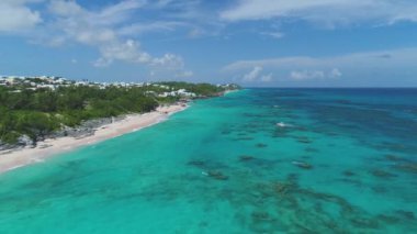 Bermuda 'daki manzara ve plajların havası.