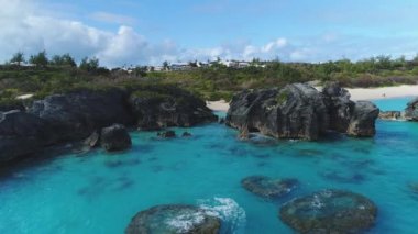 Bermuda 'daki manzara ve plajların hava görüntüleri.