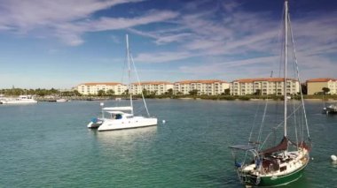 Causeway Adası Havalimanı, Fort Pierce, Florida