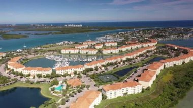 Causeway Adası Havalimanı, Fort Pierce, Florida